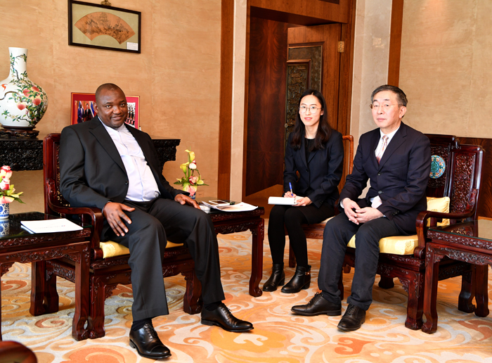 1513930744281373.jpg 會后合影.JPG