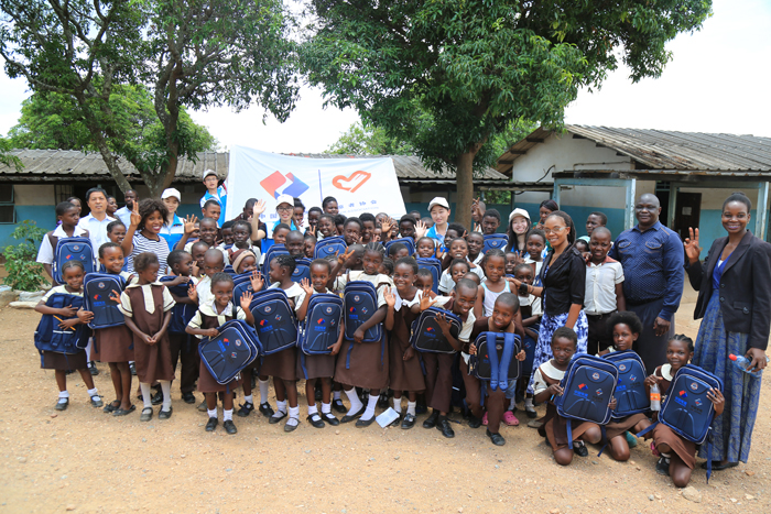 1544425812408996.jpg 捐贈儀式合照.JPG