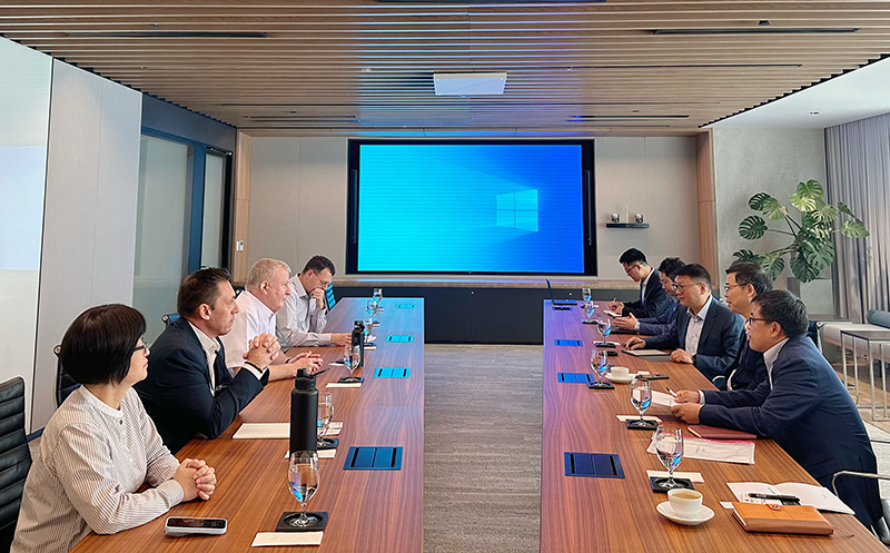 1.2 會見ACEN首席運(yùn)管官.jpg